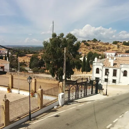 מלון Sierra De Andujar 2*