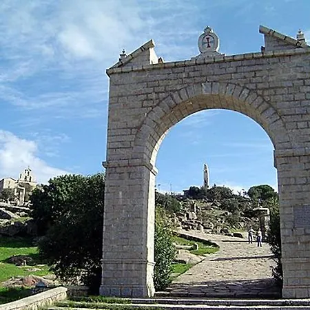 Sierra De Andujar 2* Virgen de la Cabeza