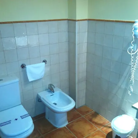 Отель Sierra De Andujar Virgen de la Cabeza