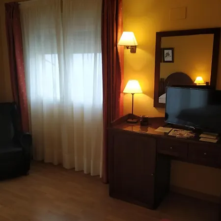 Sierra De Andujar Hotel 2*